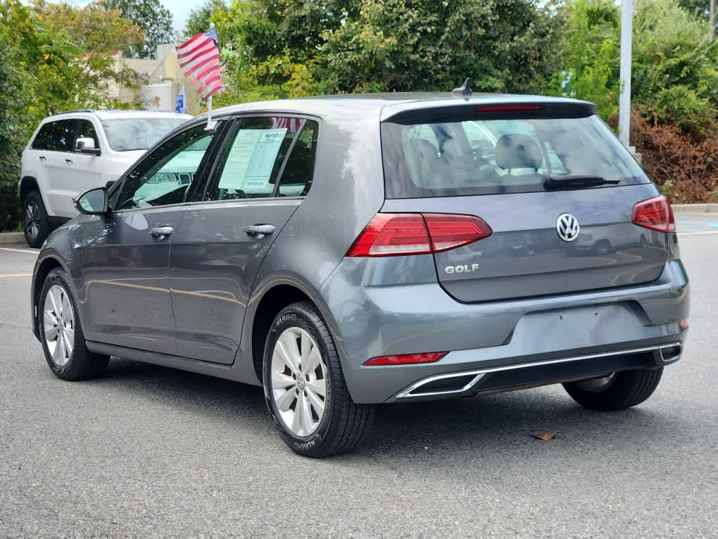 2021 Volkswagen Golf TSI photo 4