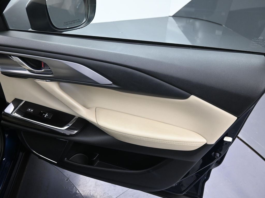 2018 Mazda CX-9 Grand Touring photo 32