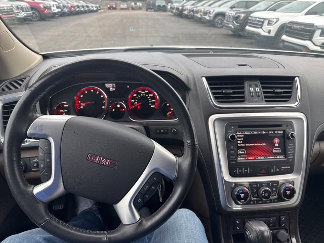 2017 GMC Acadia Base's photo