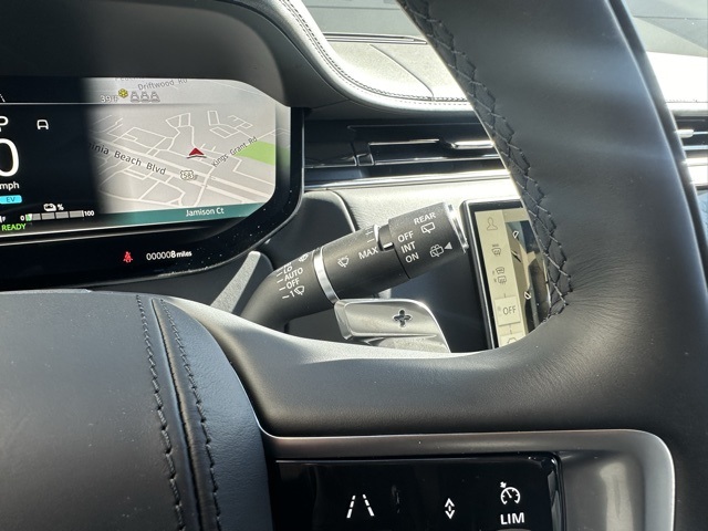 2025 Land Rover Range Rover SE photo 31