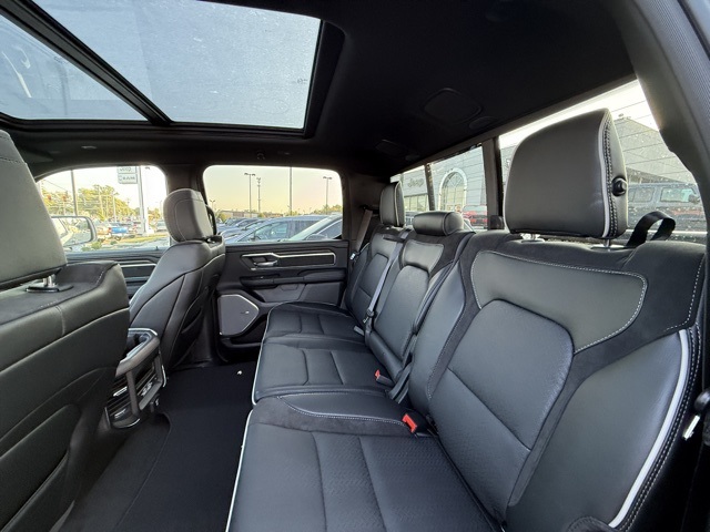 2026 Ram 1500 Laramie photo 28