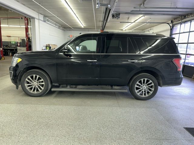 2018 Ford Expedition Limited's photo
