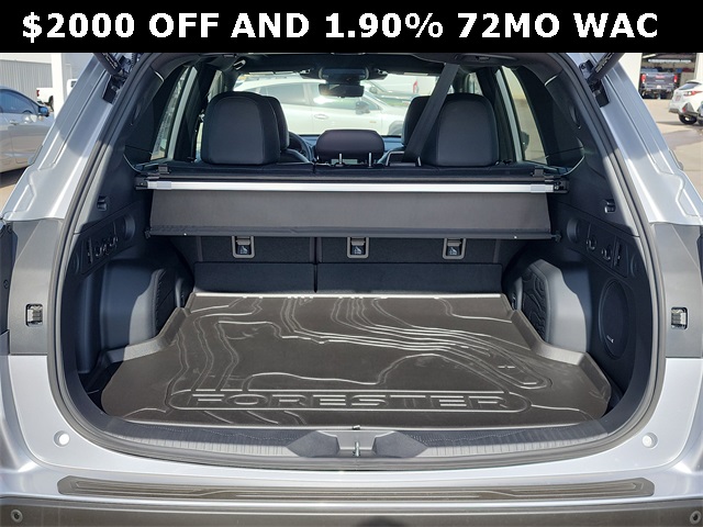 2025 Subaru Forester Touring photo 4