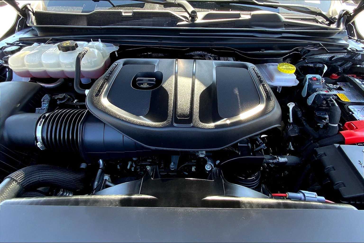 2025 Ram 1500 Laramie photo 24
