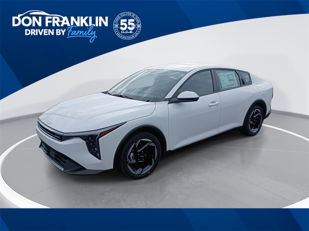 2025 Kia K4 EX's photo