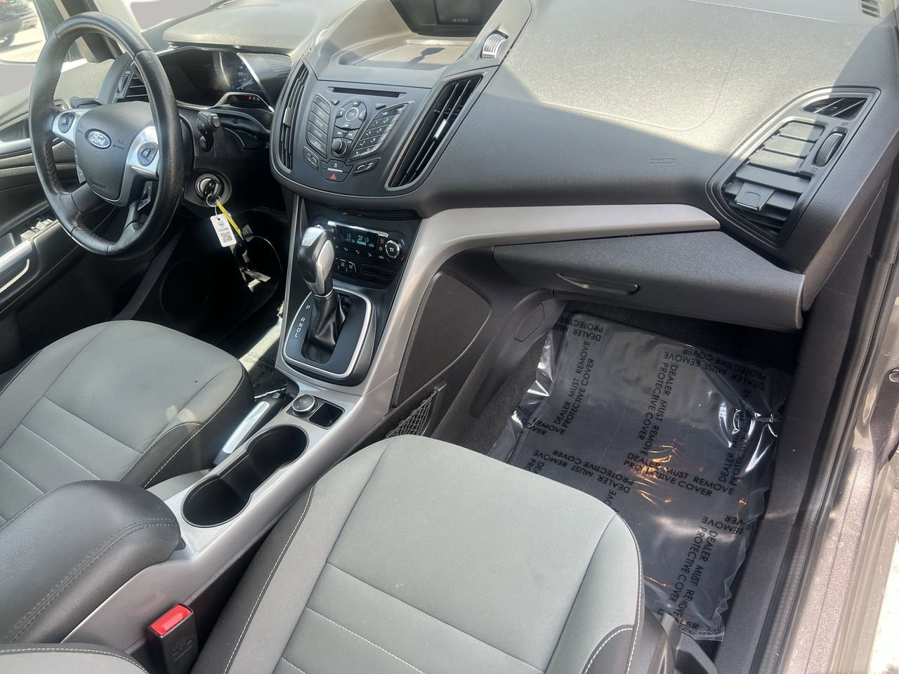 2016 Ford C-Max Hybrid SE photo 9