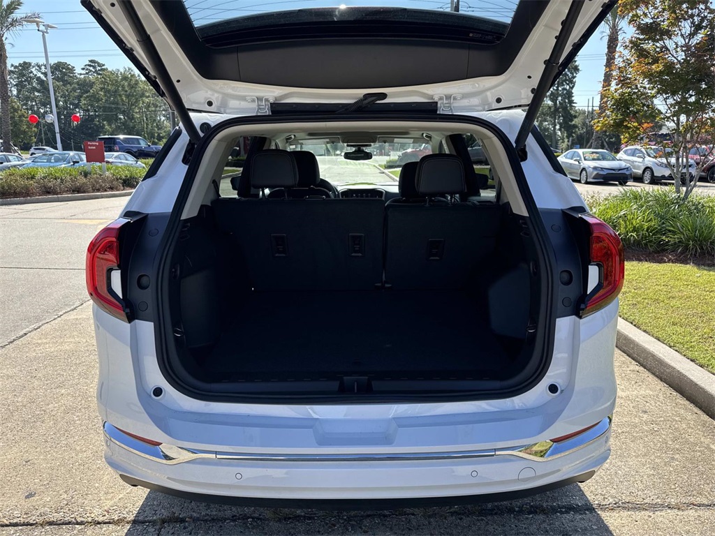 2024 Gmc Terrain Denali photo 3