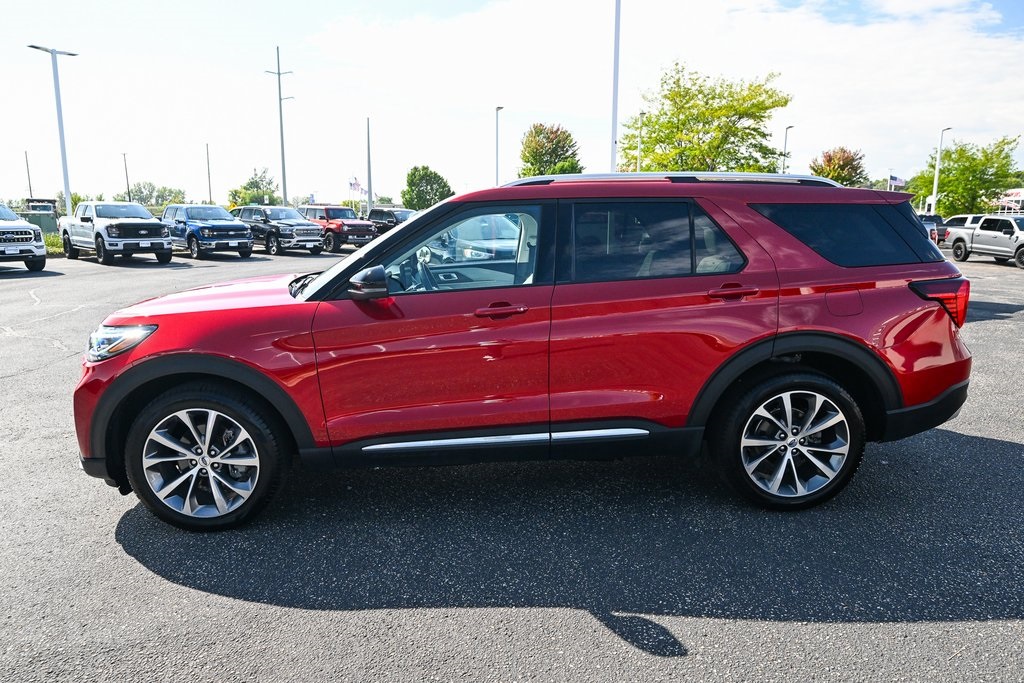 2025 Ford Explorer Platinum photo 7