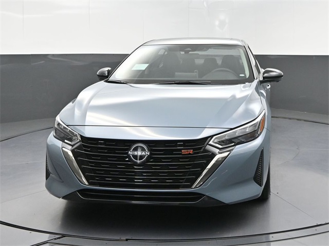 2025 Nissan Sentra SR photo 2