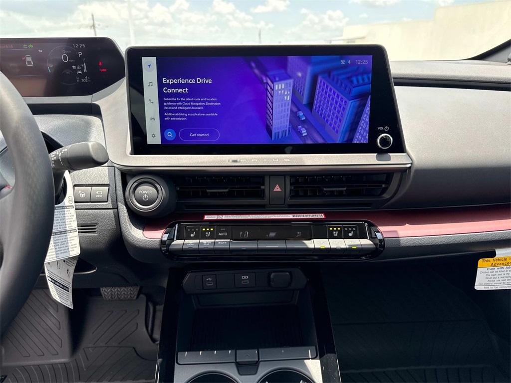 2025 Toyota Prius Plug-in Hybrid XSE Premium photo 15