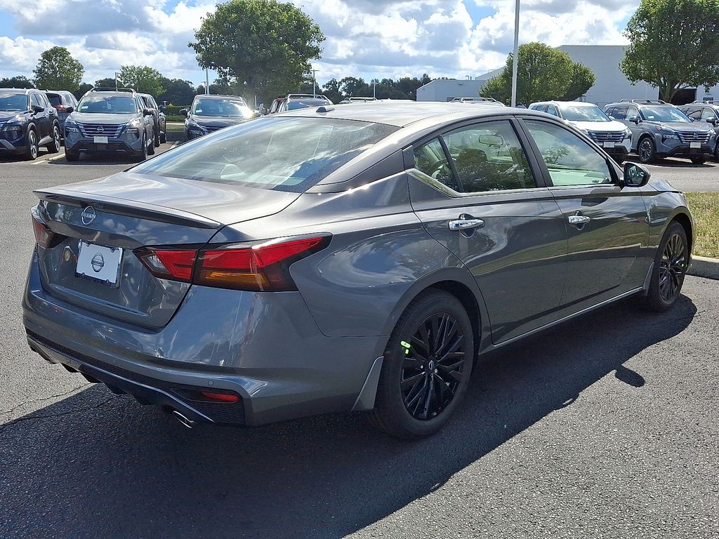 2025 Nissan Altima 2.5 SV photo 3