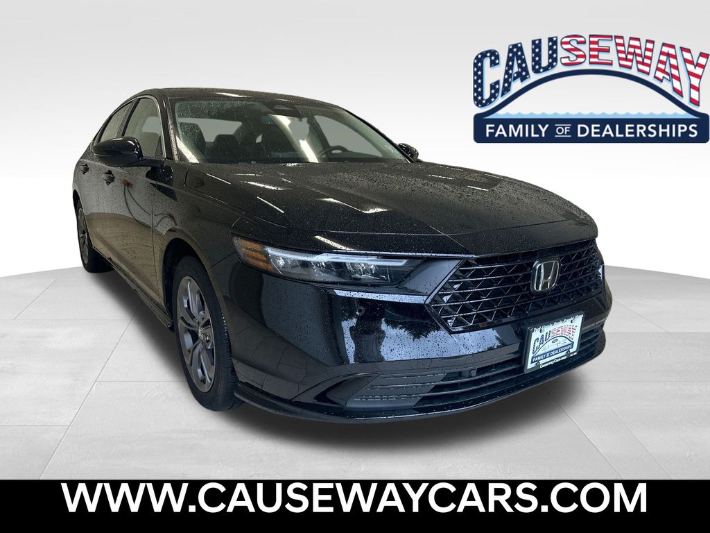 2025 Honda Accord Hybrid EX-L's photo