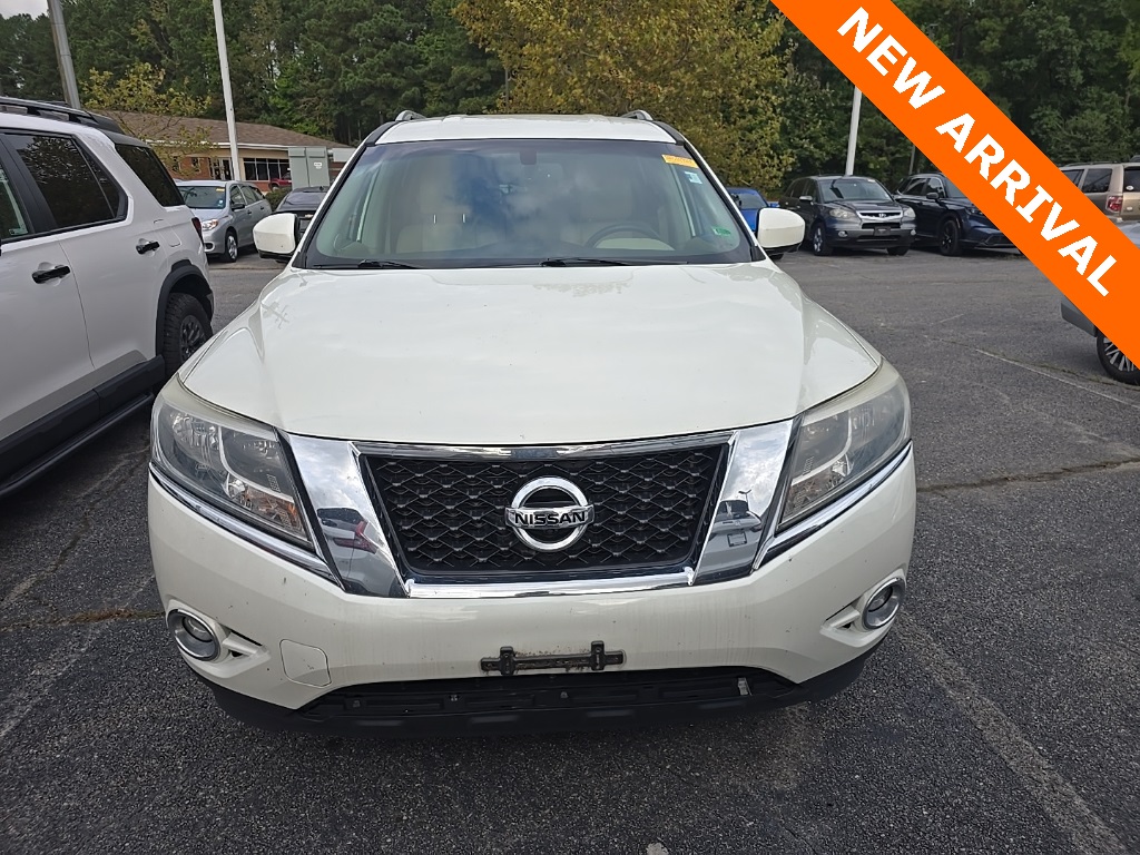 2016 Nissan Pathfinder SL photo 6
