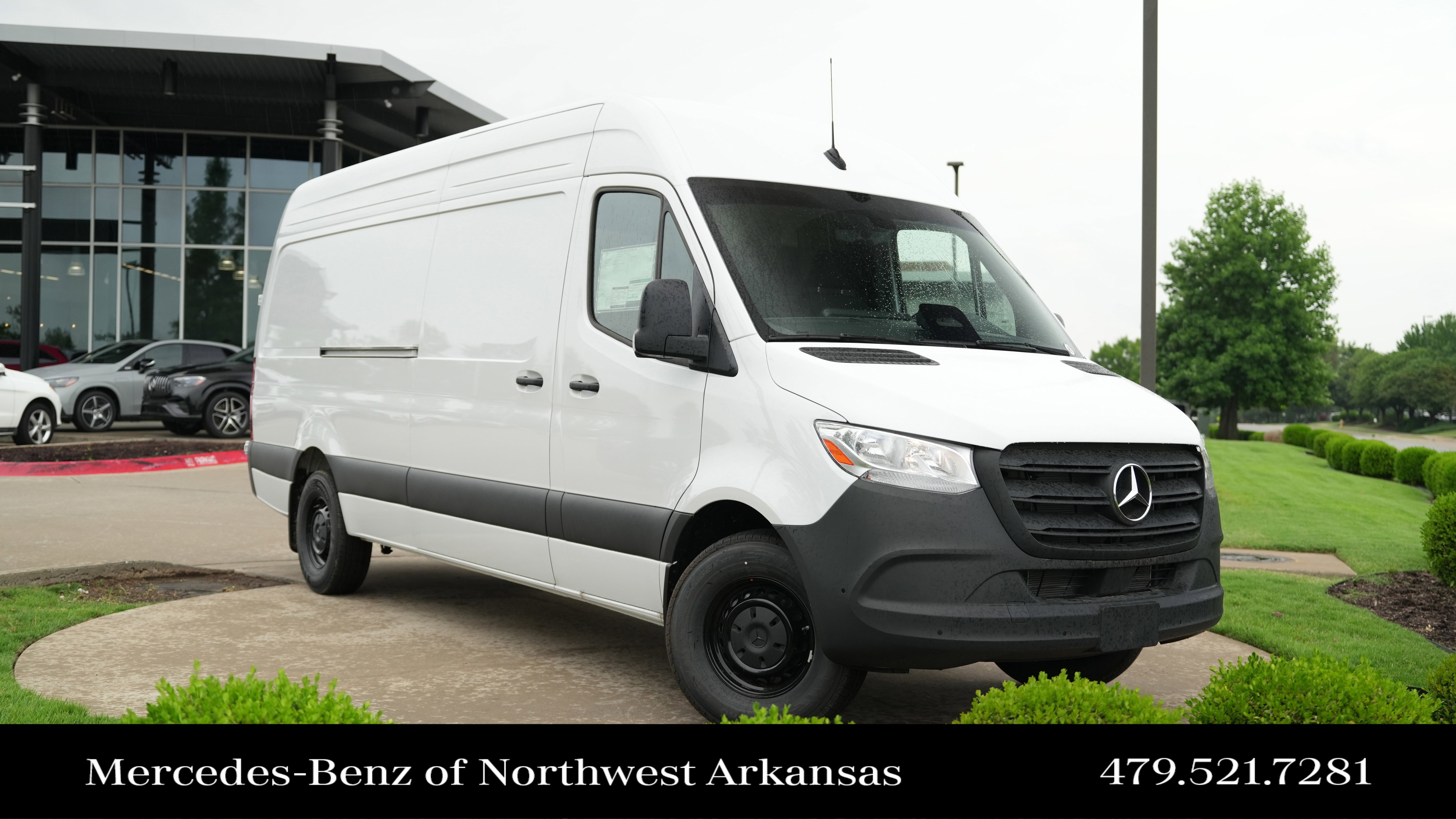 2025 Mercedes-Benz Sprinter Cargo Van Base's photo