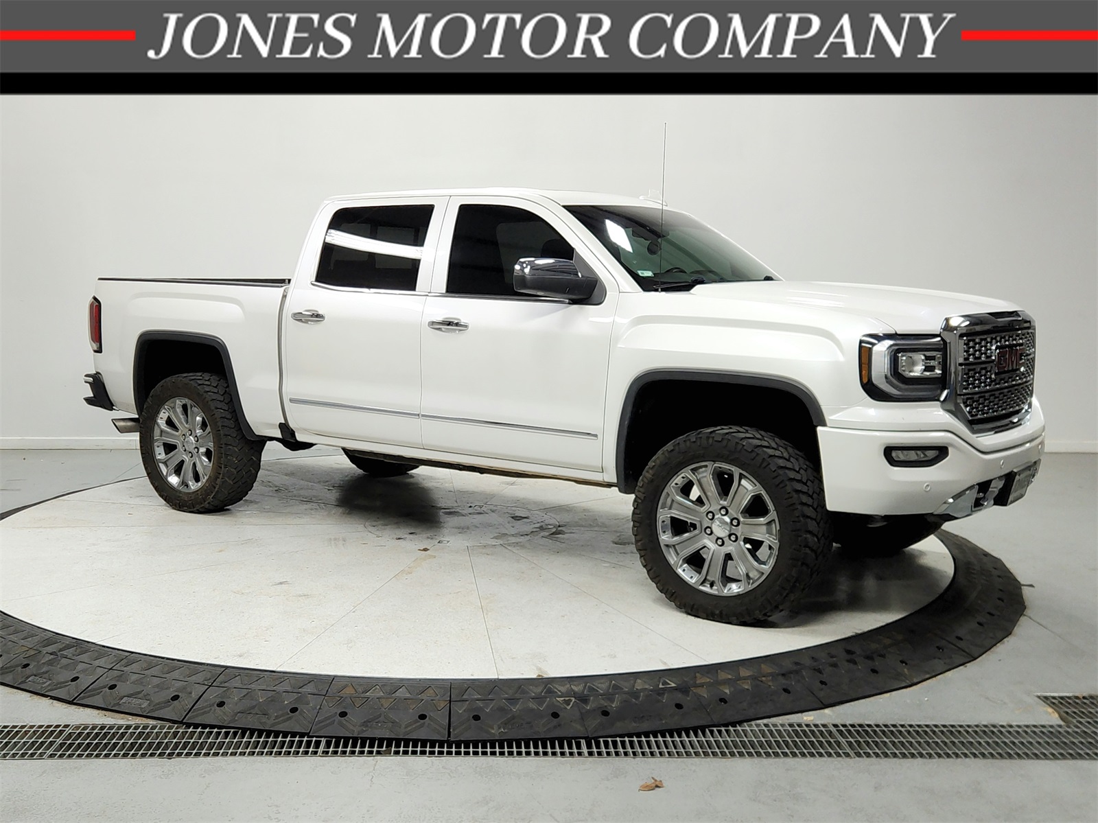 2017 GMC Sierra 1500 Denali Denali's photo