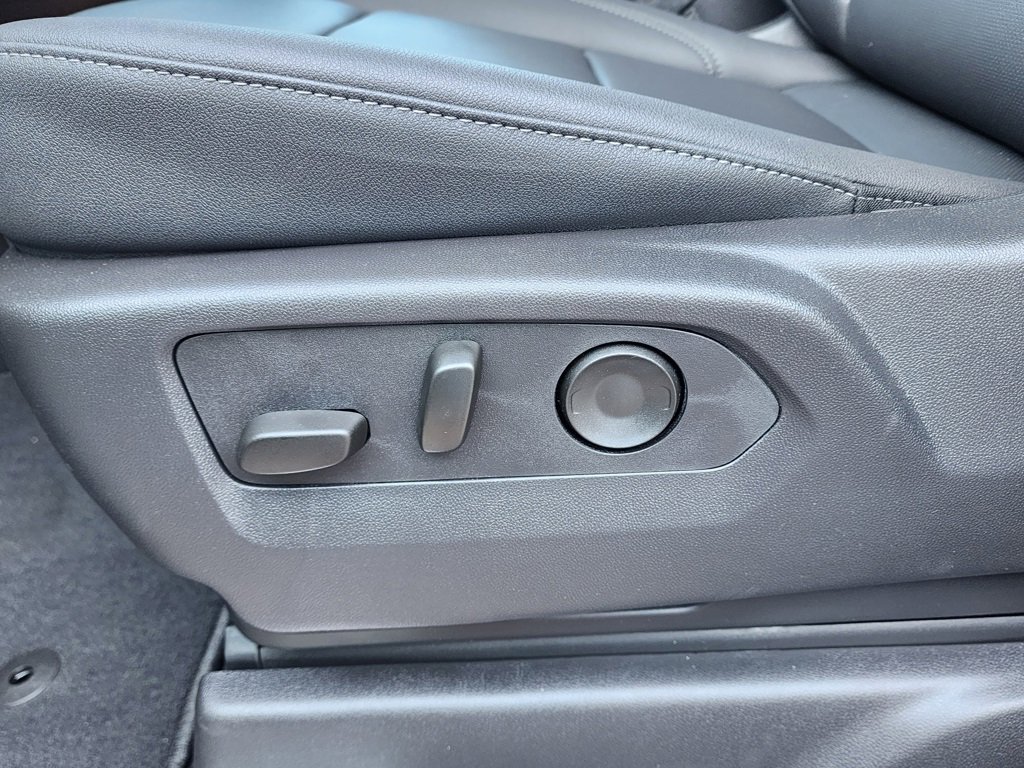2025 Gmc Sierra 1500 SLT photo 17