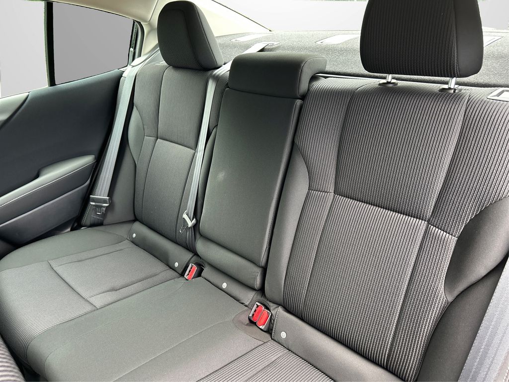 2025 Subaru Legacy Premium photo 17
