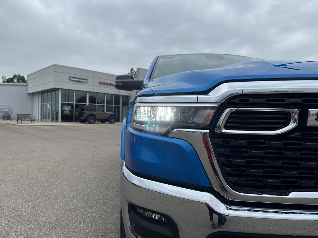 2025 Ram 1500 Big Horn Lone Star photo 9