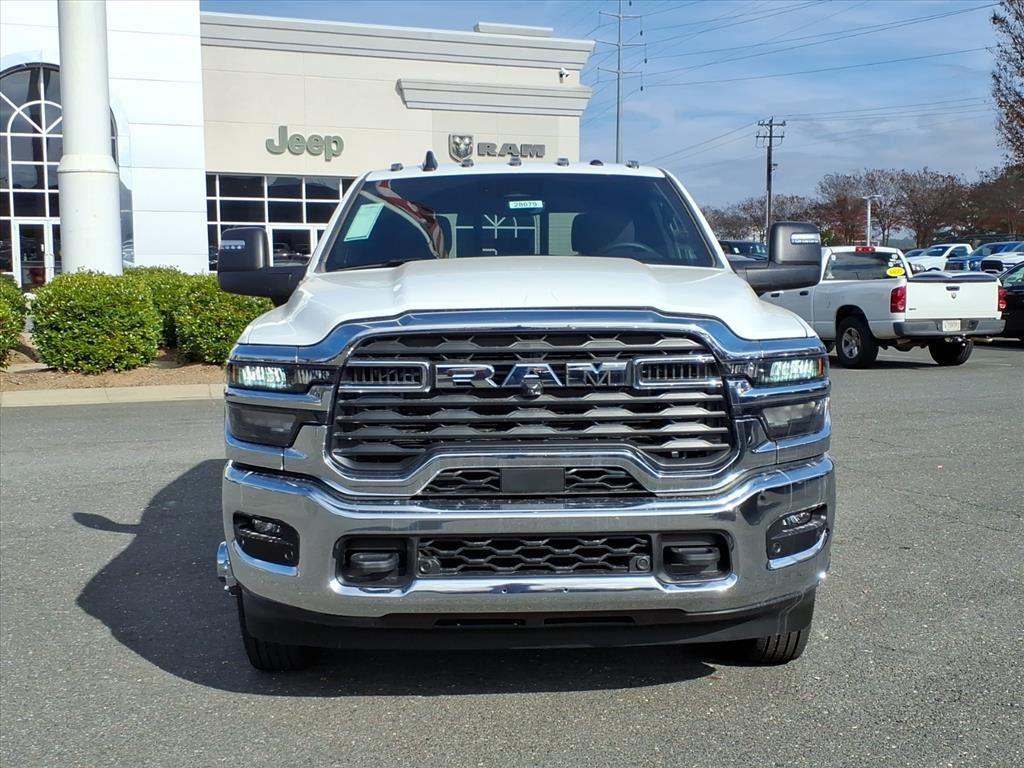2026 Ram 3500 Tradesman photo 2