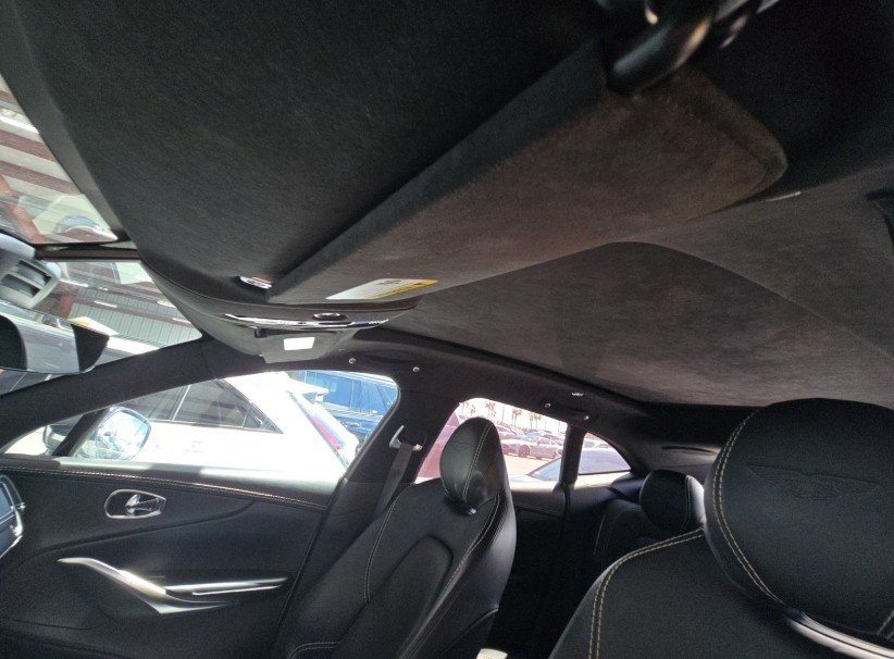 2021 ASTON MARTIN DBX - Image 8