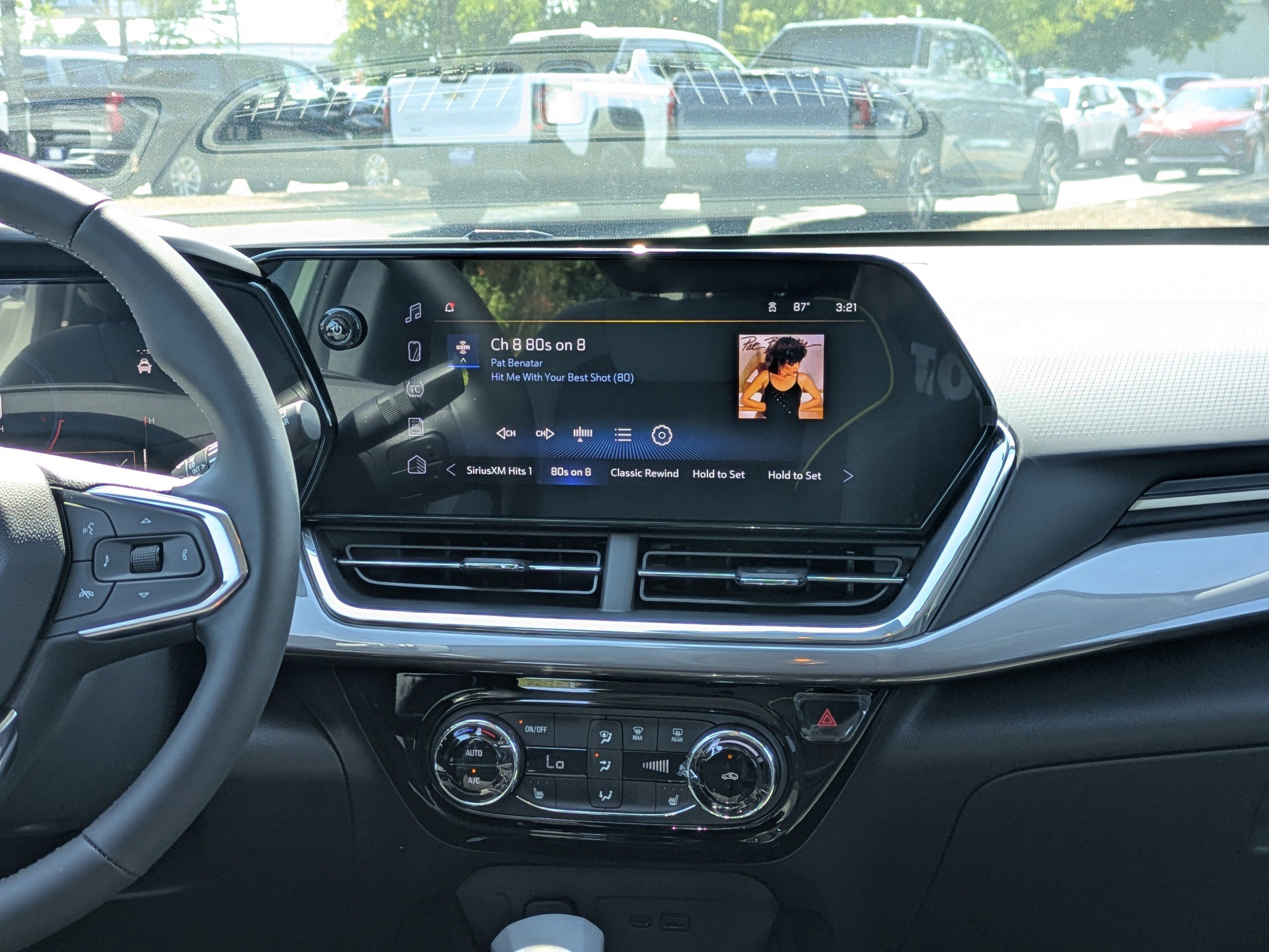 2025 Chevrolet Trax ACTIV photo 17