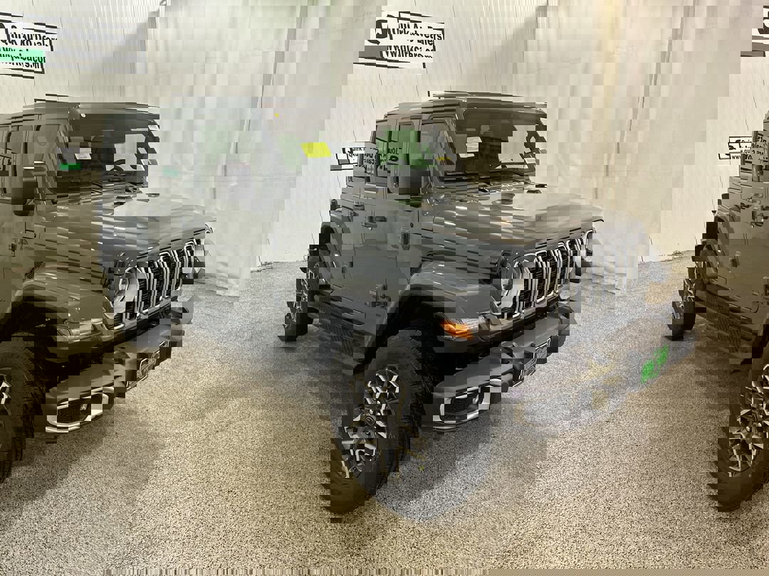 2026 Jeep Wrangler 4-Door Sahara's photo