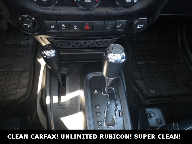 2016 Jeep Wrangler Unlimited Rubicon photo 13
