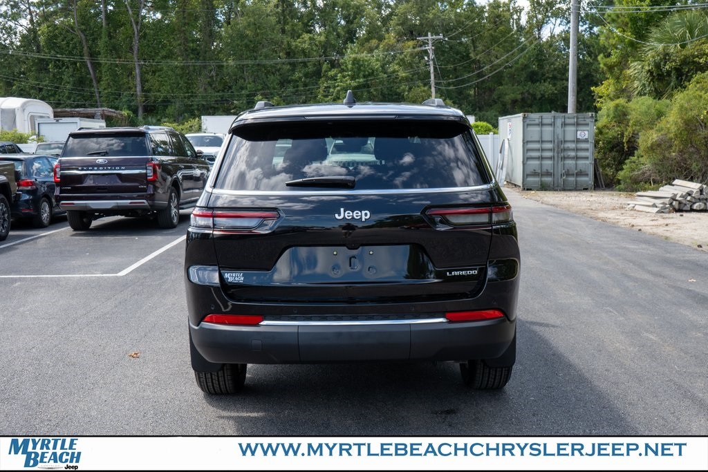 2025 Jeep Grand Cherokee Laredo X photo 2