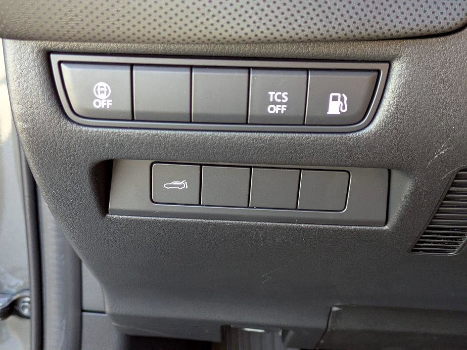 2025 Mazda CX-50 Preferred photo 15