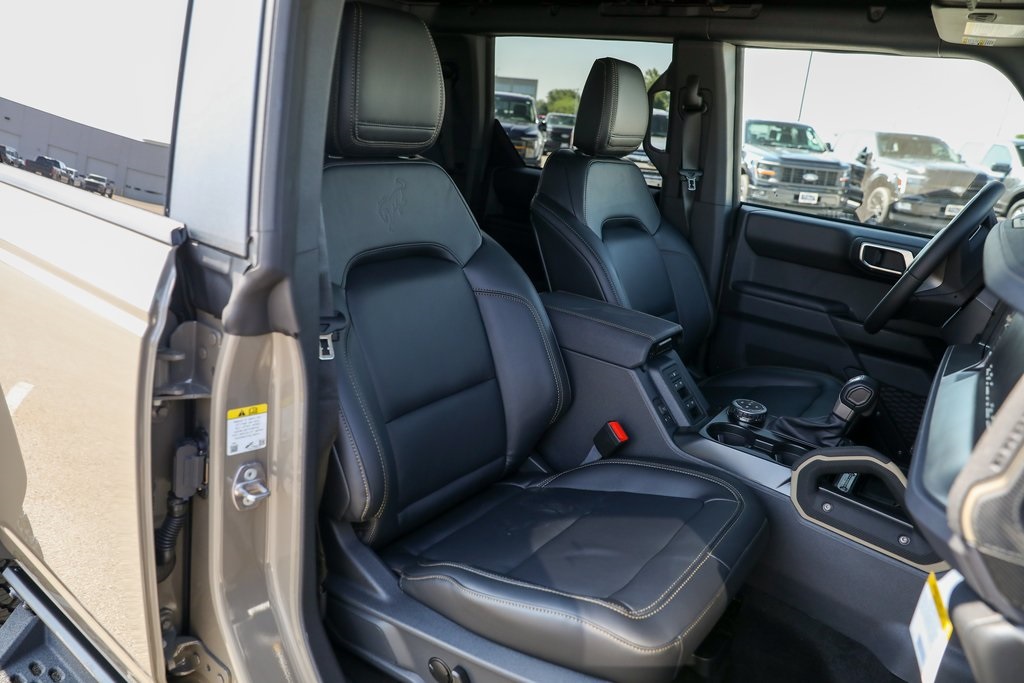 2025 Ford Bronco Badlands photo 28