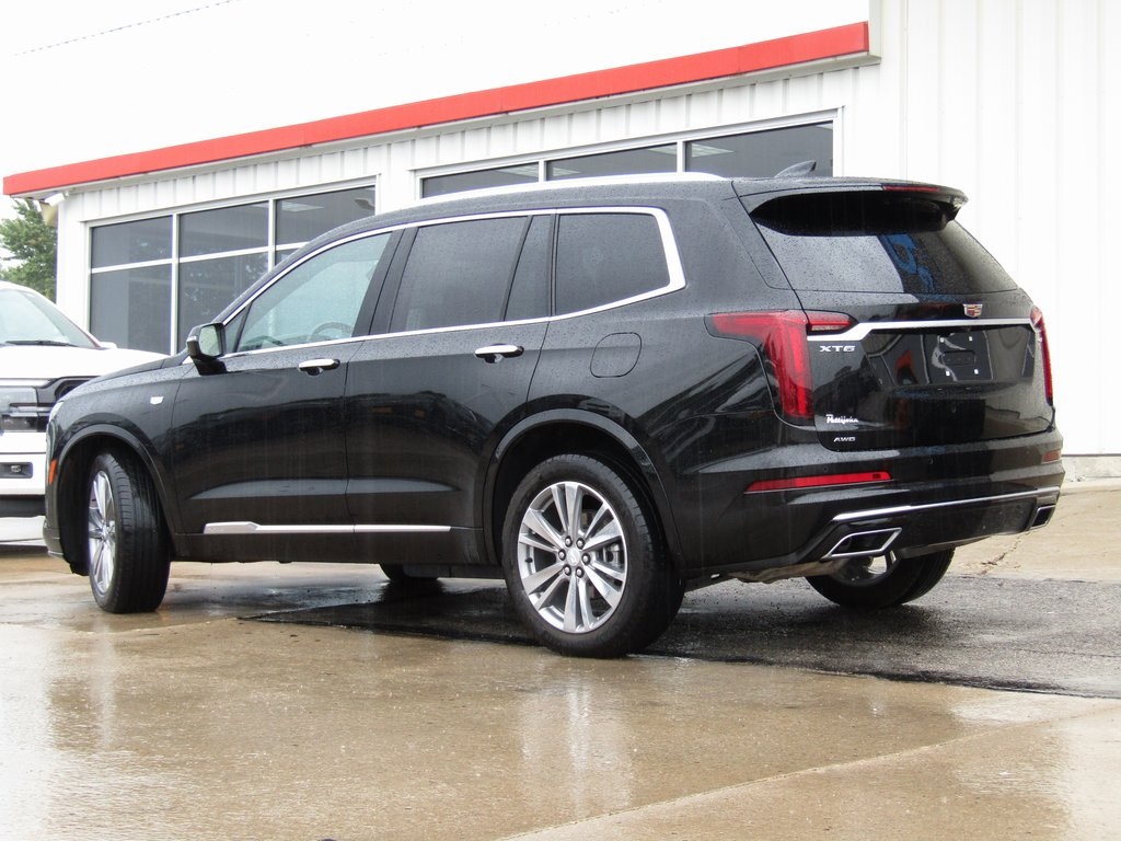 2025 Cadillac XT6 Premium Luxury photo 9
