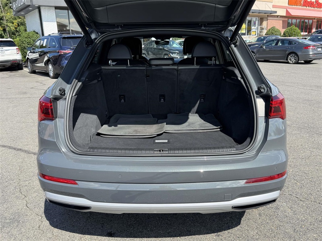 2020 Audi Q3 Premium Plus photo 28