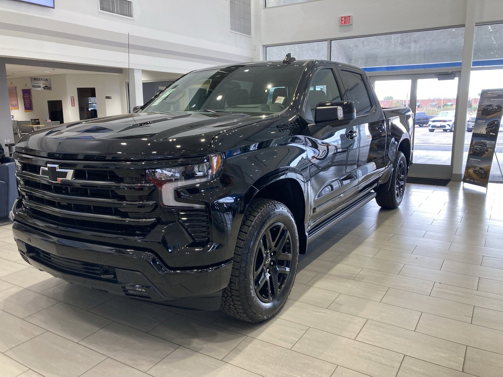 2026 Chevrolet Silverado 1500 High Country's photo