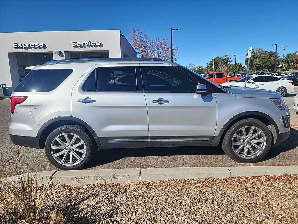 2016 Ford Explorer Limited photo 3