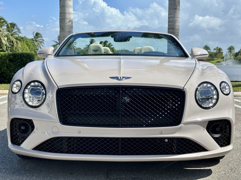 2024 Bentley Continental GT V8 photo 4