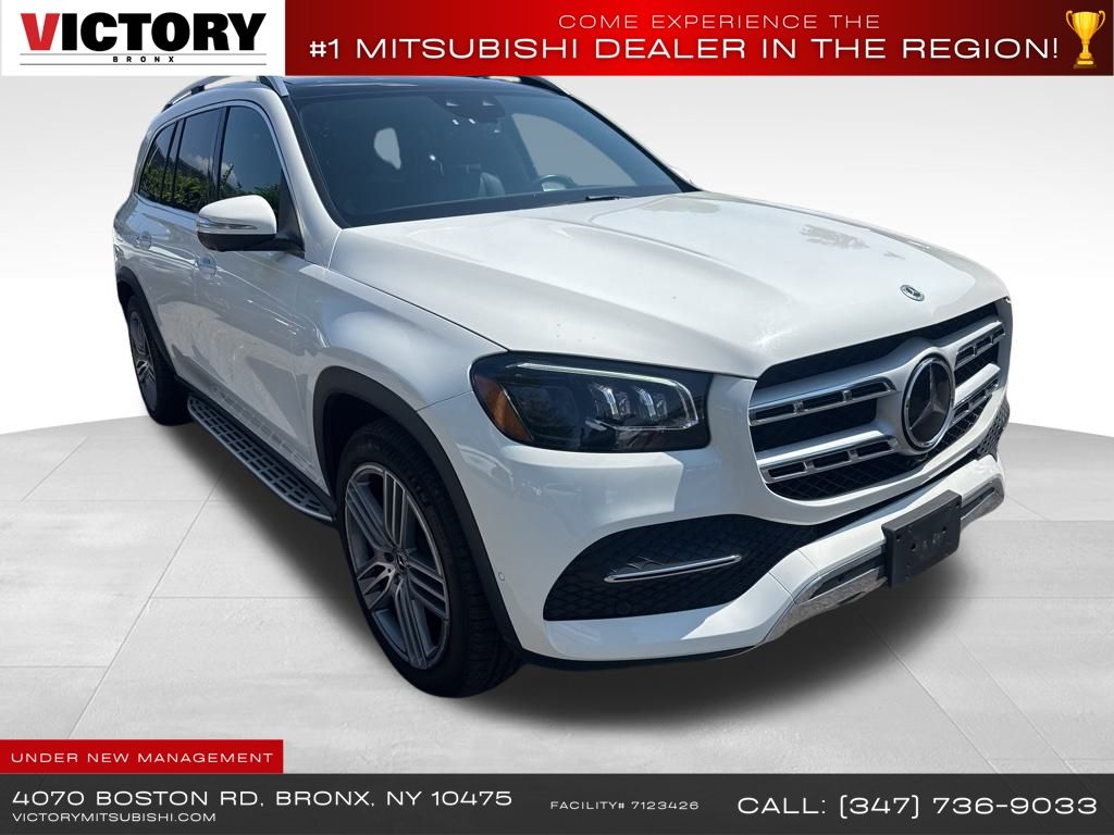 2022 Mercedes Benz GLS 450 4MATIC photo 3