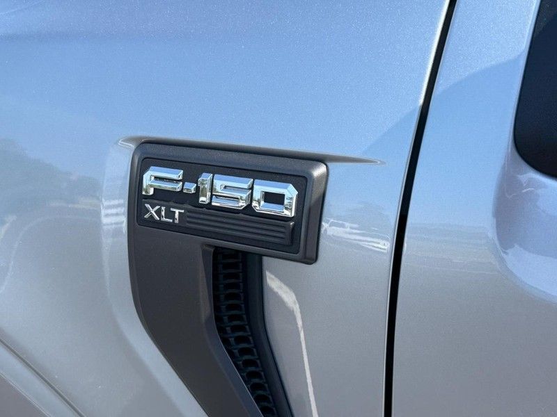 2023 Ford F-150 XLT photo 8