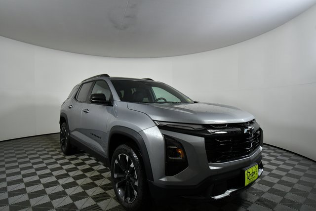 2026 Chevrolet Equinox RS photo 2