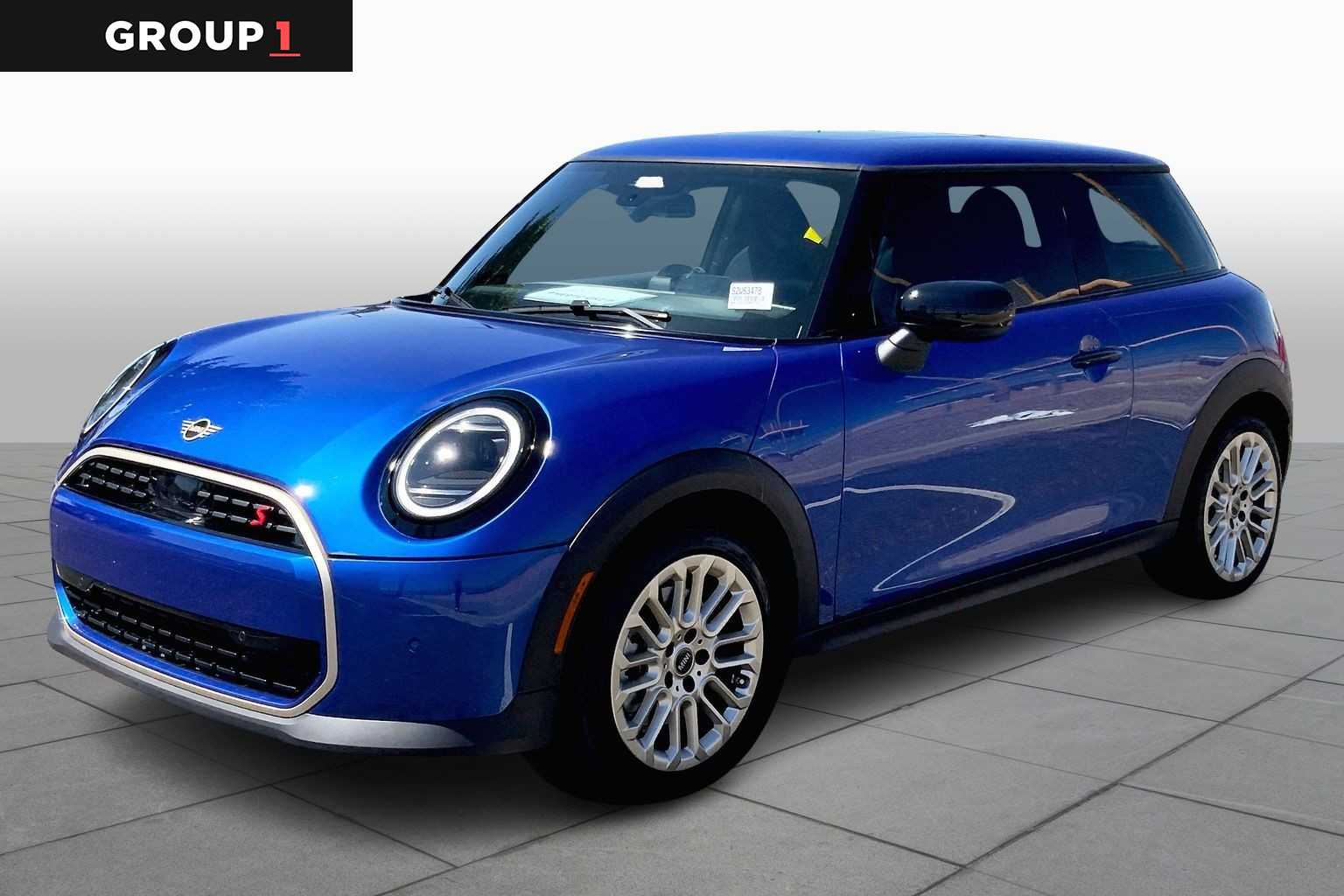 2025 MINI Hardtop 2 Door S's photo