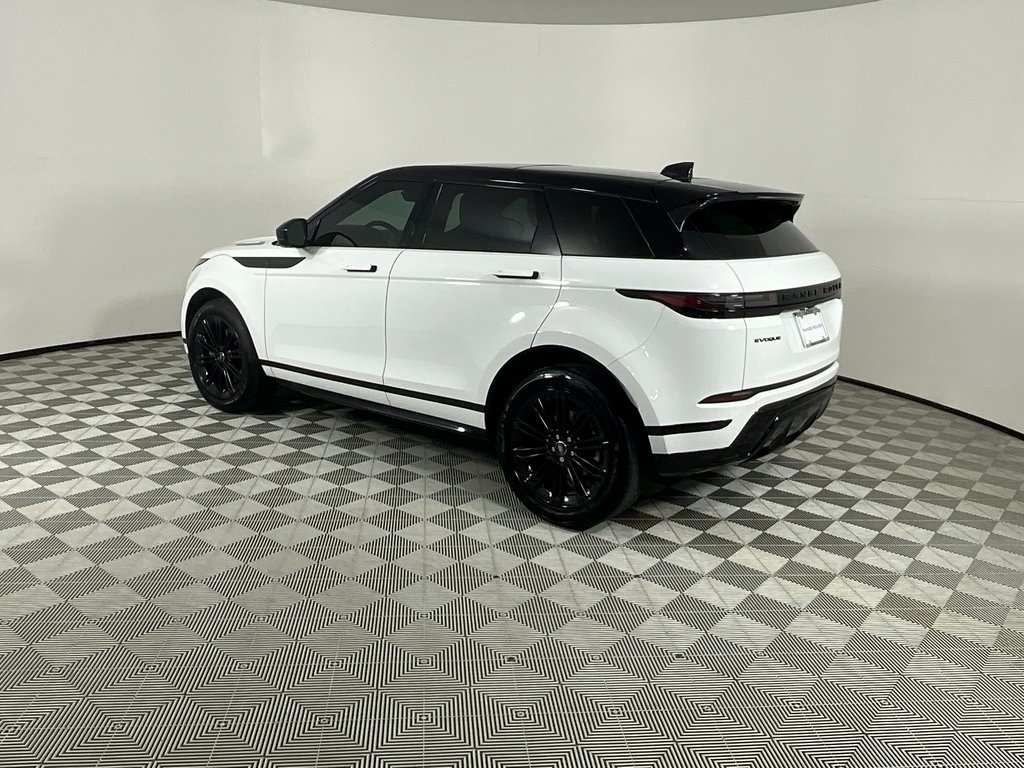2024 Land Rover Range Rover Evoque Dynamic SE photo 2