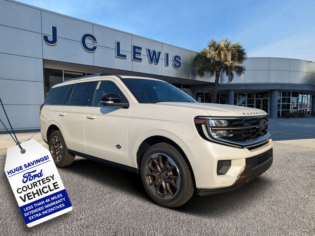 2025 Ford Expedition King Ranch's photo