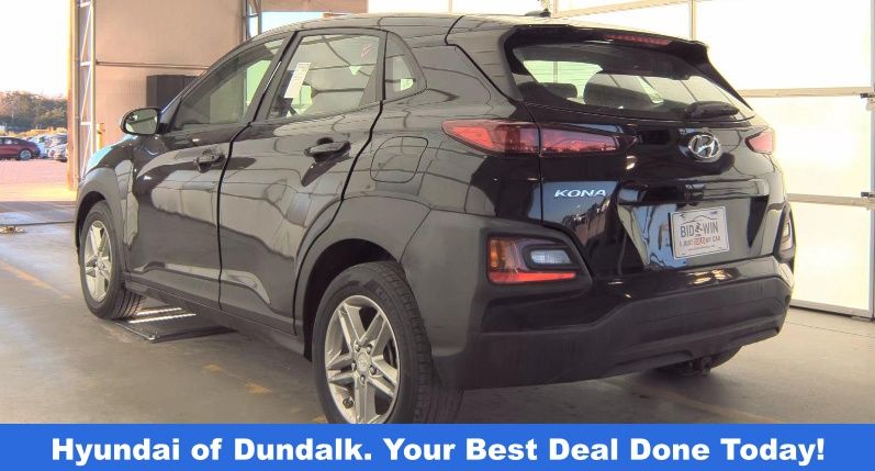 2020 Hyundai Kona SE photo 2