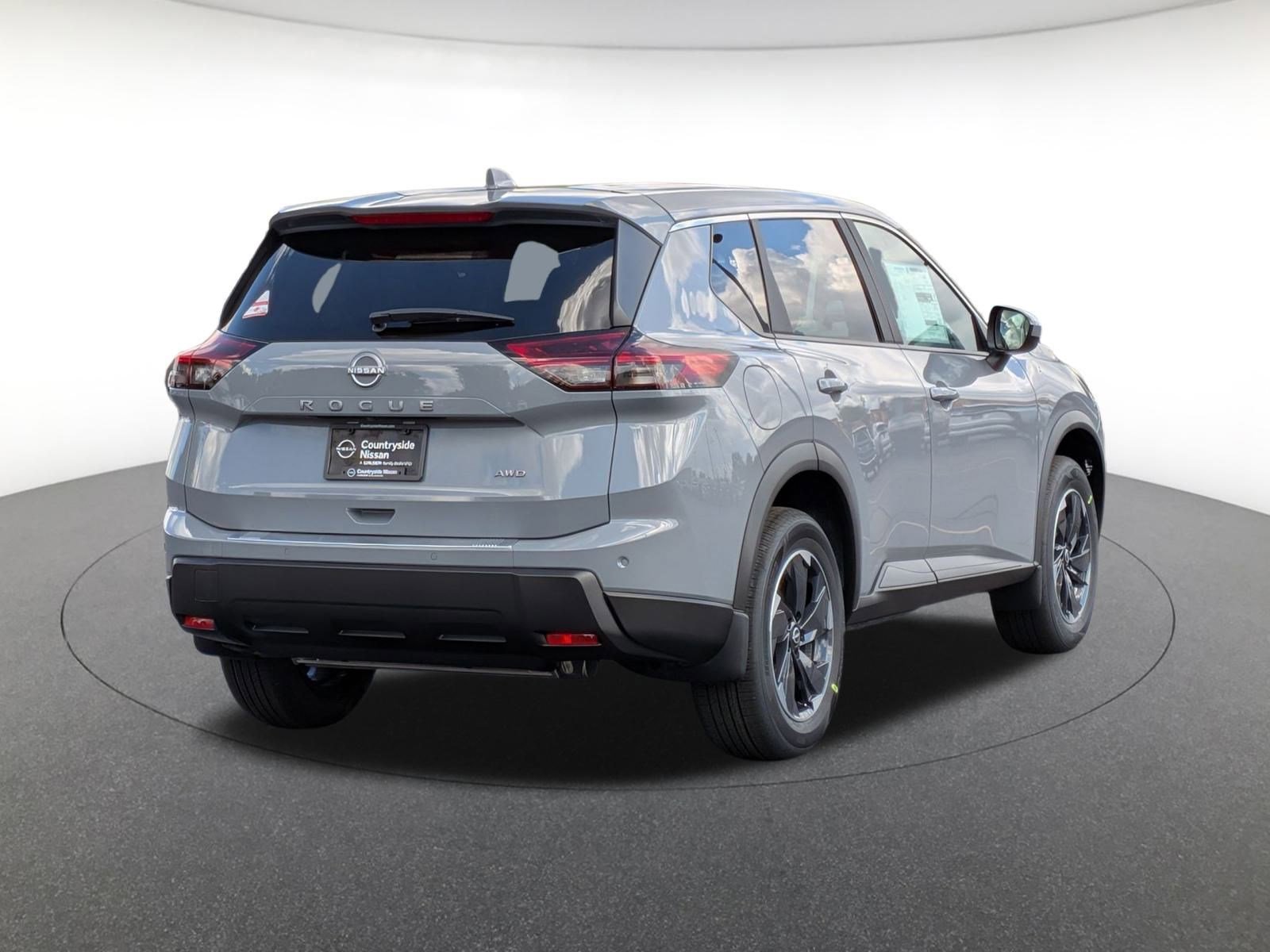2026 Nissan Rogue SV photo 5