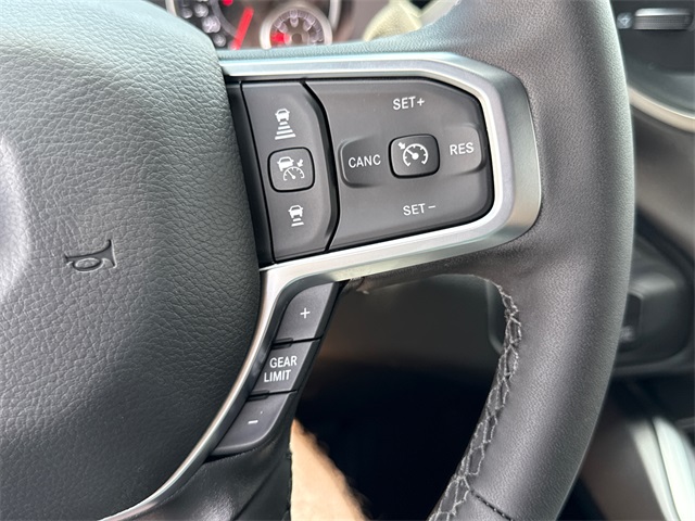 2025 Ram 2500 Big Horn photo 17