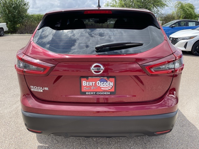 2020 Nissan Rogue Sport S photo 6