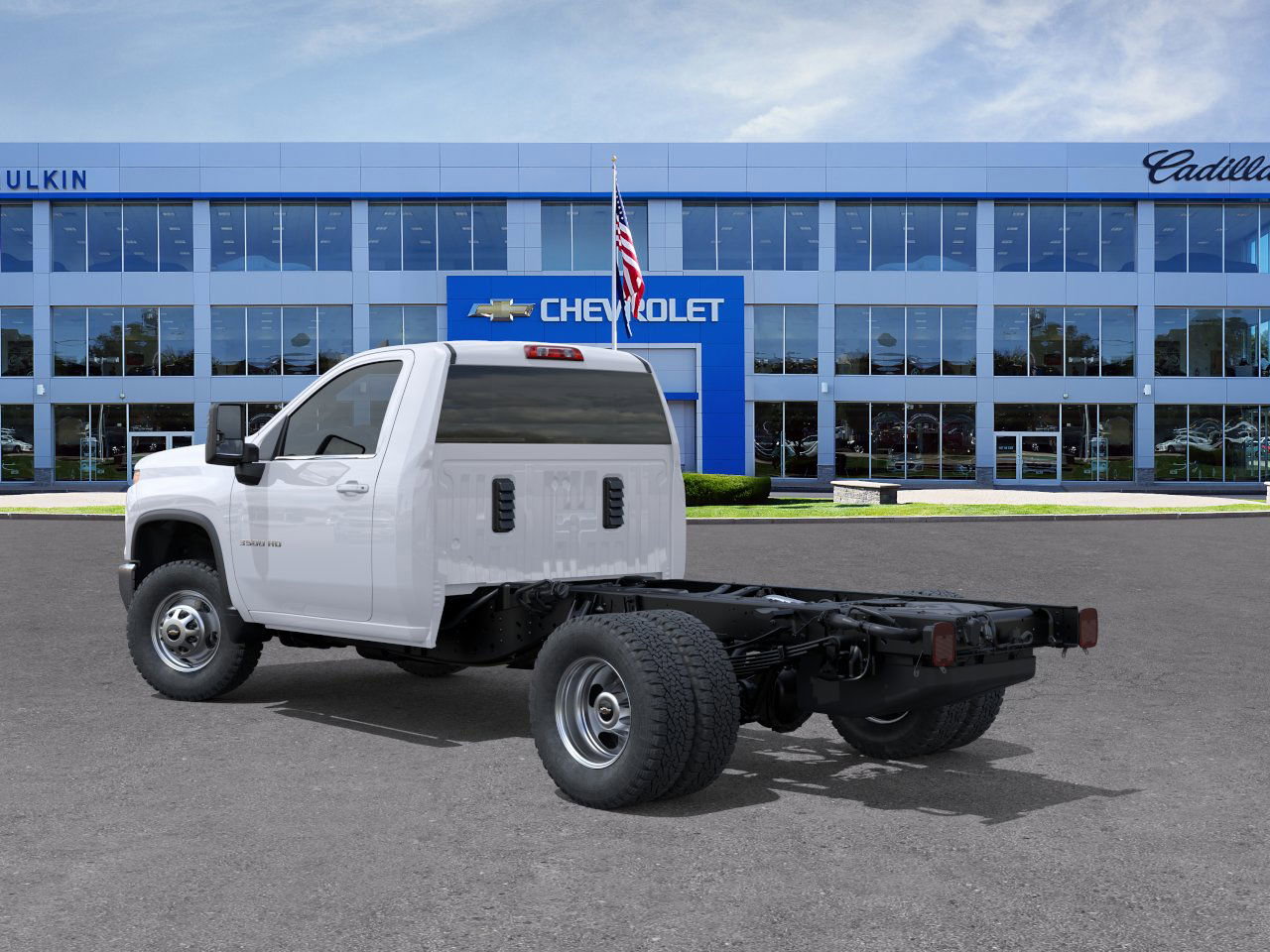 2025 Chevrolet Silverado 3500HD Work Truck photo 2