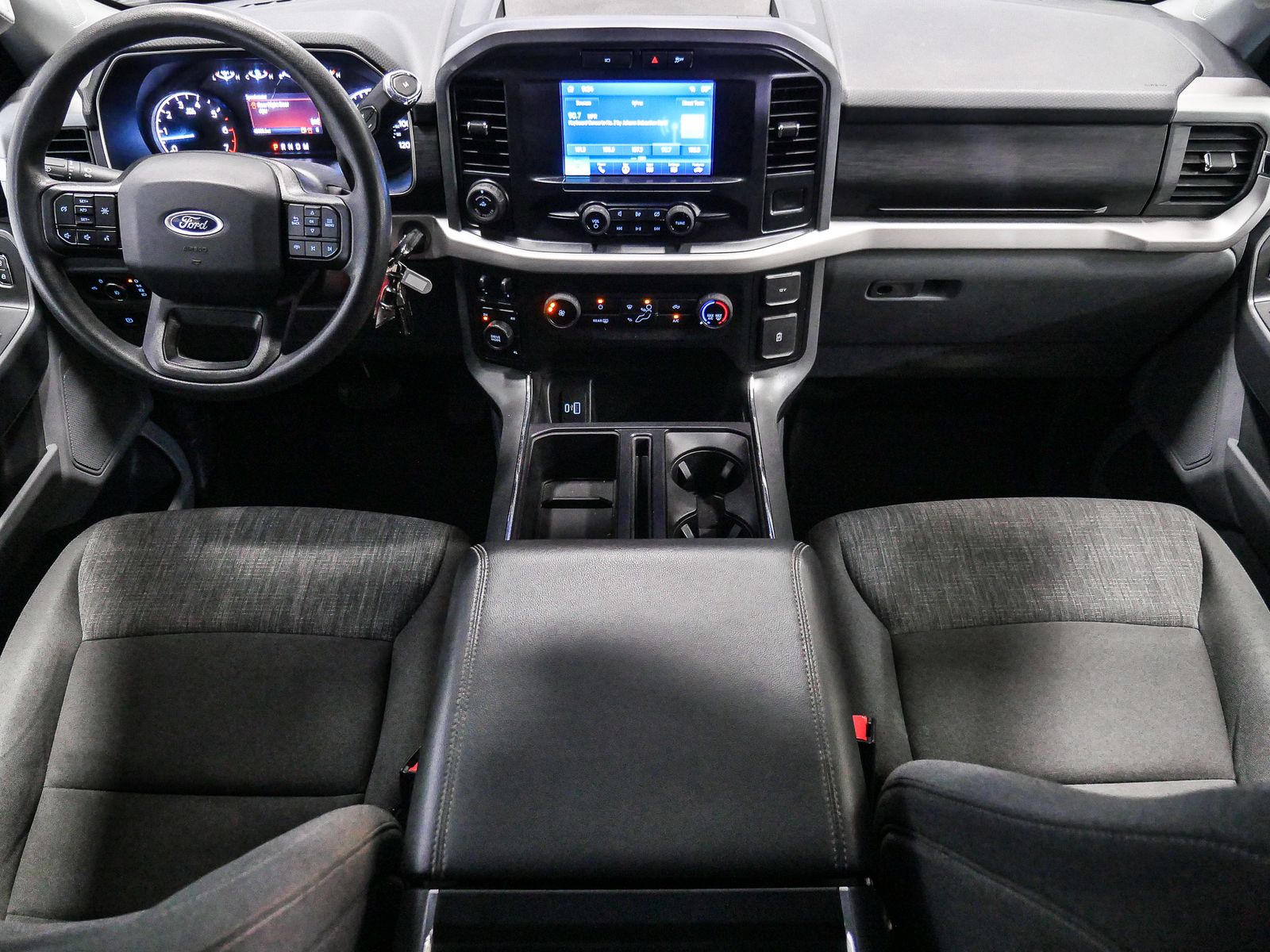 2022 Ford F-150 XLT photo 25