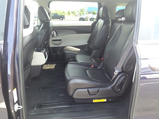 2022 Kia Carnival LXS photo 19
