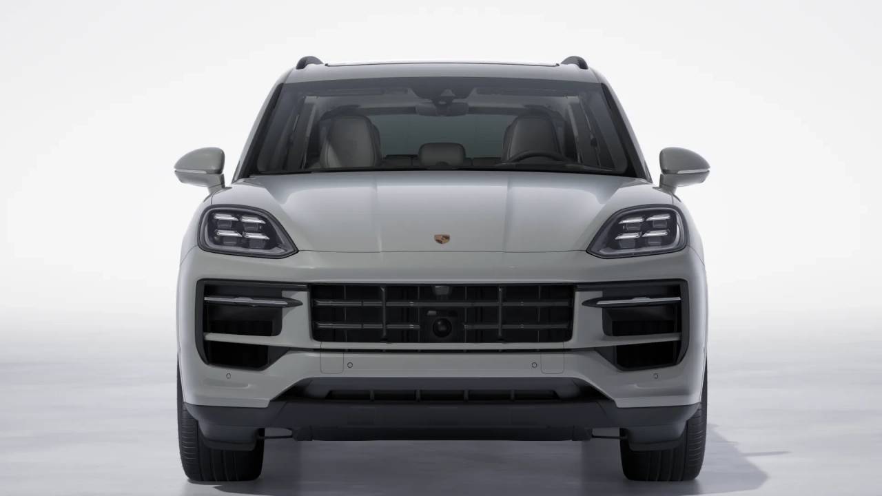 2026 Porsche Cayenne S E-Hybrid photo 8