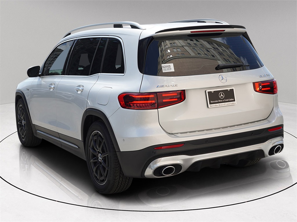 2024 Mercedes Benz GLB AMG 35 4MATIC photo 4